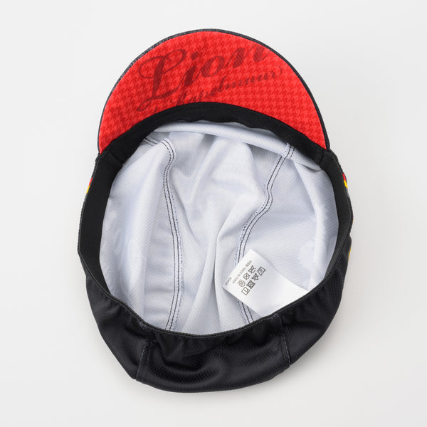 Cycle cap houndstooth gradation