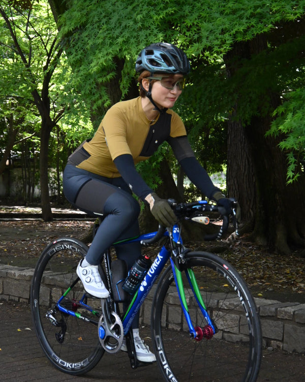 レディースタイツ　クロスオーバー　プラチナパッド